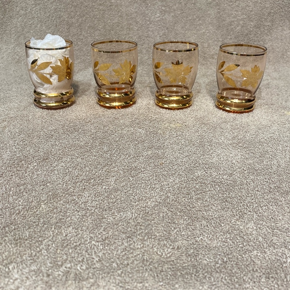 Set of 4 Vintage Gold Flower shot glass Gold Flower Design